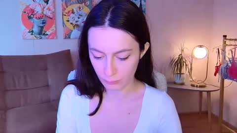 sensuallucy233 online show from 11/19/25, 09:42