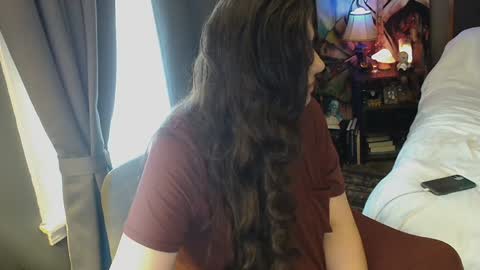 Snapshot of sentfrmheaven chatting on 01/05/25, 04:59 Tara online show from 01/05/25, 04:59