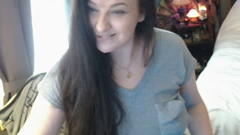 Snapshot of sentfrmheaven chatting on 01/27/25, 04:43 Tara online show from 01/27/25, 04:43