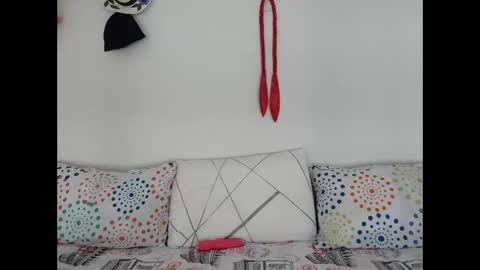 sephorandmonell online show from 04/15/26, 07:10