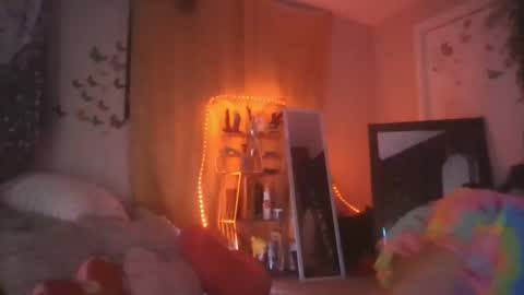 sequoia8888 online show from 04/15/26, 07:15