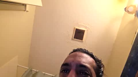 Snapshot of serani02 chatting on 01/17/26, 02:55 Serani online show from 01/17/26, 02:55