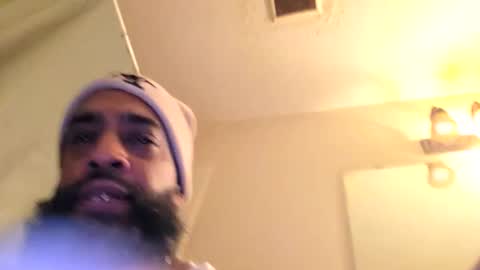 Snapshot of serani02 chatting on 01/19/26, 11:14 Serani online show from 01/19/26, 11:14