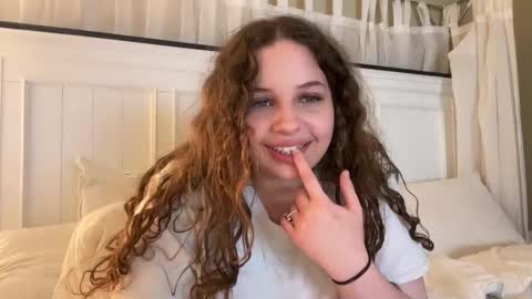 Seraphina online show from 01/16/26, 12:42