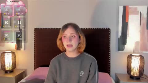 Seraphine star online show from 03/19/26, 03:21