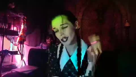 Seraphin Munster online show from 09/12/25, 10:54