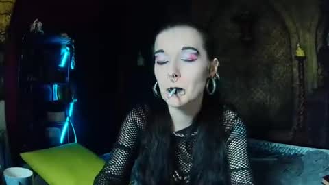 Seraphin Munster online show from 04/10/26, 10:47