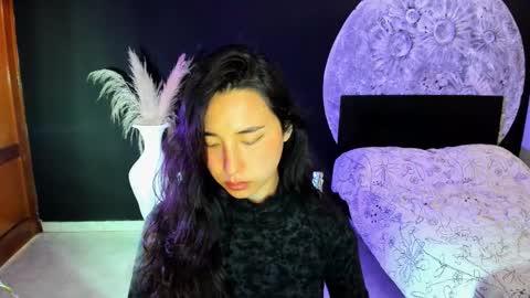 sereia_7777 online show from 01/08/26, 03:36