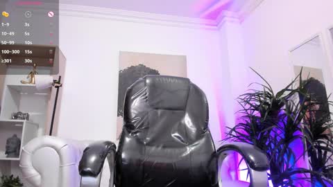 serena___ online show from 01/25/25, 09:26