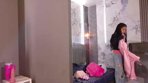 Snapshot of serena_sex31 chatting on 04/30/26, 11:49 Serena online show from 04/30/26, 11:49
