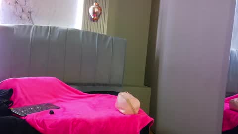 Snapshot of serena_sex31 chatting on 05/24/26, 11:59 Serena online show from 05/24/26, 11:59