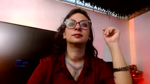 Serena Xyz online show from 06/15/26, 03:47