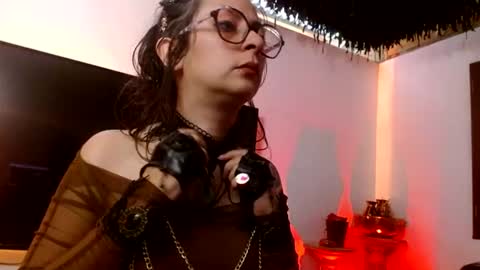 Serena Xyz online show from 06/19/26, 04:11