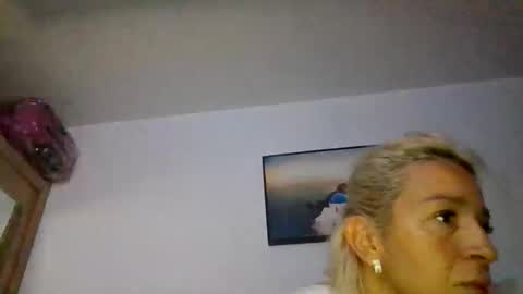 serenanyxon online show from 06/09/26, 08:20