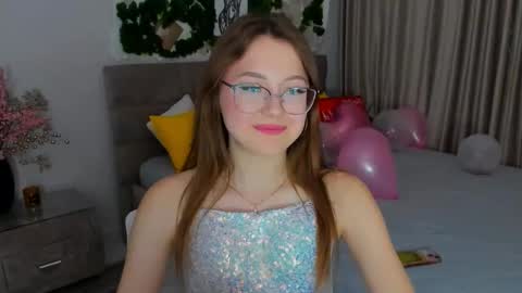 Ophelia online show from 02/17/25, 07:31