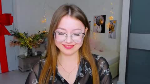 Ophelia online show from 02/24/25, 04:04