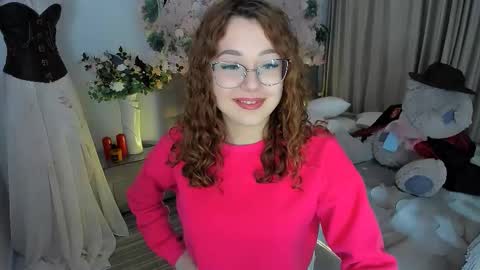 Ophelia online show from 11/05/25, 04:07