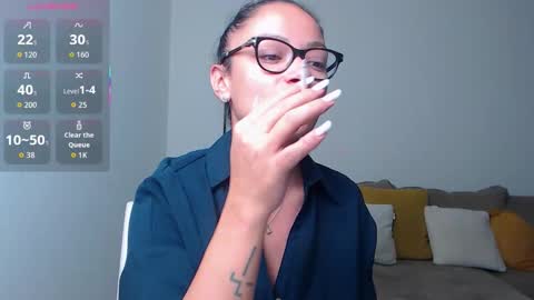 SereneSophi online show from 11/16/25, 02:39