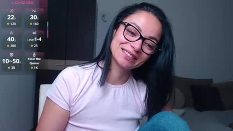 Snapshot of serenesophi chatting on 06/14/26, 03:52 SereneSophi online show from 06/14/26, 03:52