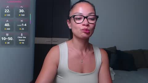 Snapshot of serenesophi chatting on 07/19/26, 04:16 SereneSophi online show from 07/19/26, 04:16