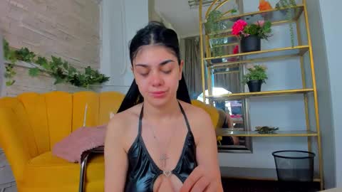 SerennaNoir online show from 01/12/26, 05:56