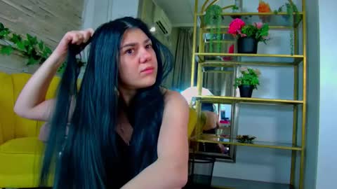 SerennaNoir online show from 01/18/26, 05:22