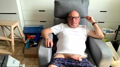 serge8413 online show from 04/21/26, 12:33