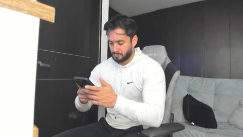 Sergi Mancini online show from 12/15/25, 08:07