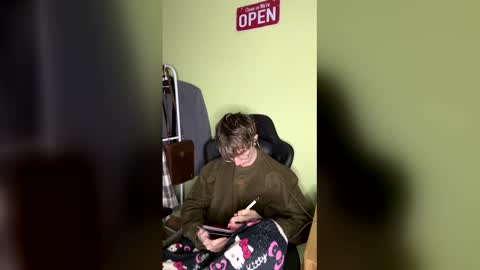 Sergiooo 3 online show from 04/19/26, 07:05