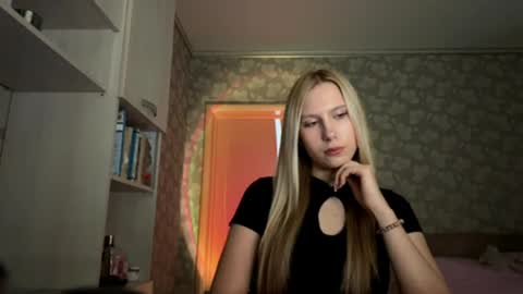 Sofia online show from 05/29/26, 05:27