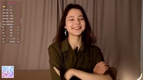 Snapshot of serinazele chatting on 07/20/26, 06:38 Melissa online show from 07/20/26, 06:38
