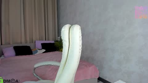 Snapshot of serinella chatting on 06/25/26, 12:31 Serinella online show from 06/25/26, 12:31
