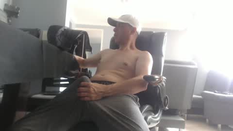 hetero serio discreto online show from 02/01/25, 05:58