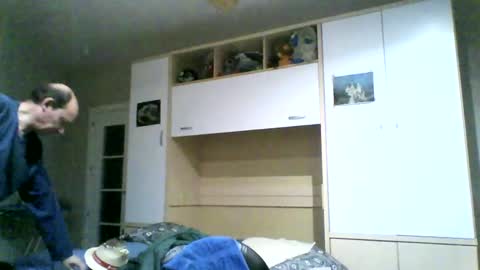 serrano49 online show from 03/03/25, 06:33