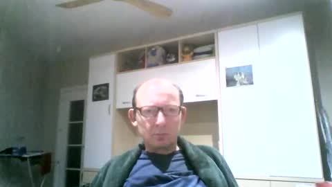 Snapshot of serrano49 chatting on 04/17/26, 12:57 serrano49 online show from 04/17/26, 12:57