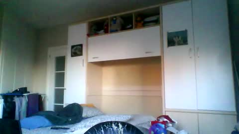 Snapshot of serrano49 chatting on 05/05/26, 06:49 serrano49 online show from 05/05/26, 06:49