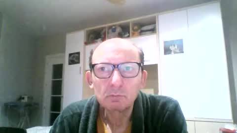 Snapshot of serrano49 chatting on 05/09/26, 12:38 serrano49 online show from 05/09/26, 12:38