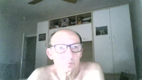 Snapshot of serrano49 chatting on 06/22/26, 01:40 serrano49 online show from 06/22/26, 01:40