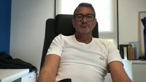 sesamechris92 online show from 09/08/25, 04:39