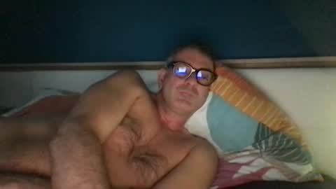 sesamechris92 online show from 10/19/25, 07:42