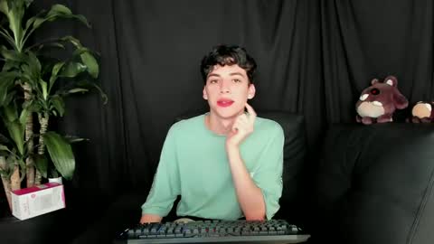 Snapshot of seth_ryder chatting on 02/14/25, 08:10 seth_ryder online show from 02/14/25, 08:10