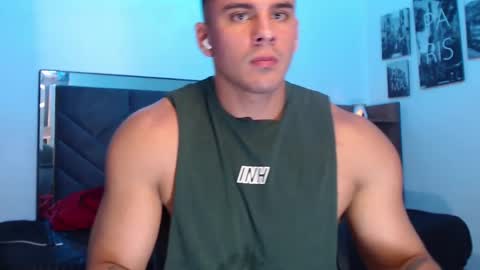 Snapshot of setth_king chatting on 12/20/24, 01:33 Setth King online show from 12/20/24, 01:33