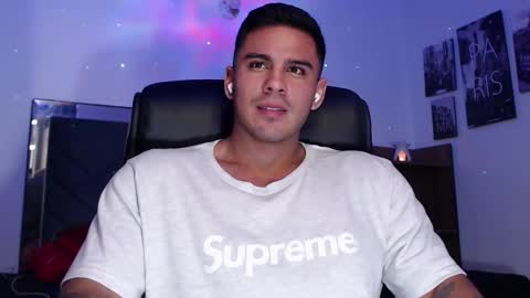 Snapshot of setth_king chatting on 01/08/25, 01:20 Setth King online show from 01/08/25, 01:20