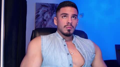 Snapshot of setth_king chatting on 02/28/25, 10:30 Setth King online show from 02/28/25, 10:30