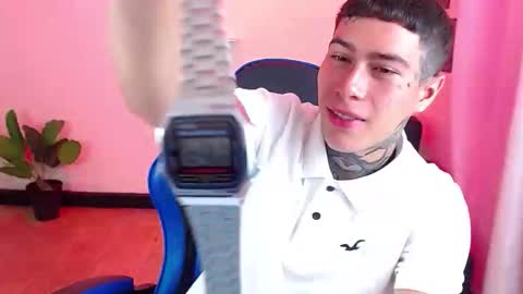 Thomas online show from 10/20/25, 03:45