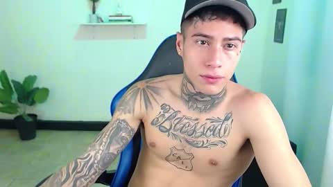 Thomas online show from 11/24/25, 02:28