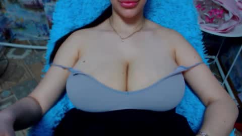 Snapshot of seu_cute chatting on 09/11/25, 07:19 seu_cute online show from 09/11/25, 07:19