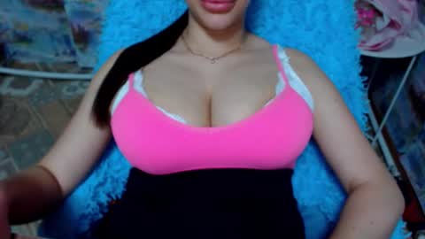 Snapshot of seu_cute chatting on 09/11/25, 07:47 seu_cute online show from 09/11/25, 07:47