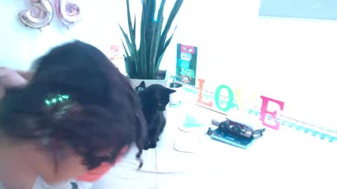 samy online show from 09/24/25, 06:33