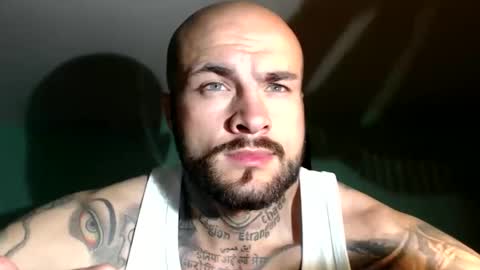 Snapshot of sevendragons1 chatting on 09/30/25, 09:31 SevenDragons online show from 09/30/25, 09:31